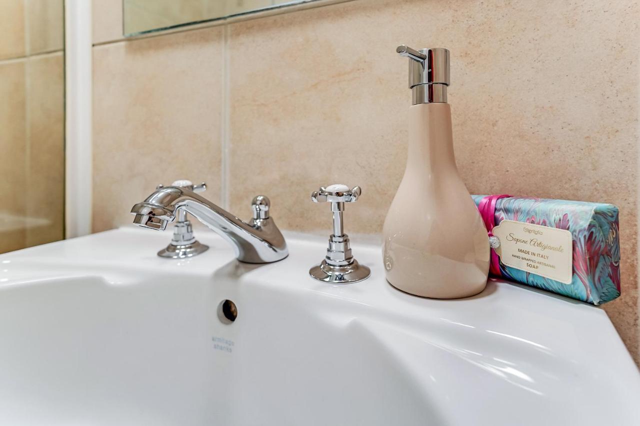 Lux 2bed 2bath In Baker Street Apartment London